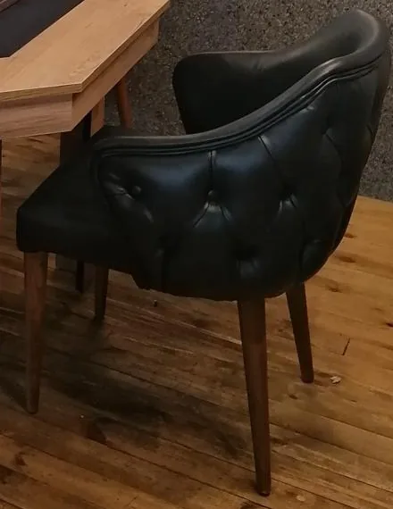Kapitone Cafe Sandalyesi